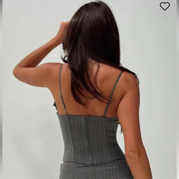 Princess Polly top - Picture 2 of 3